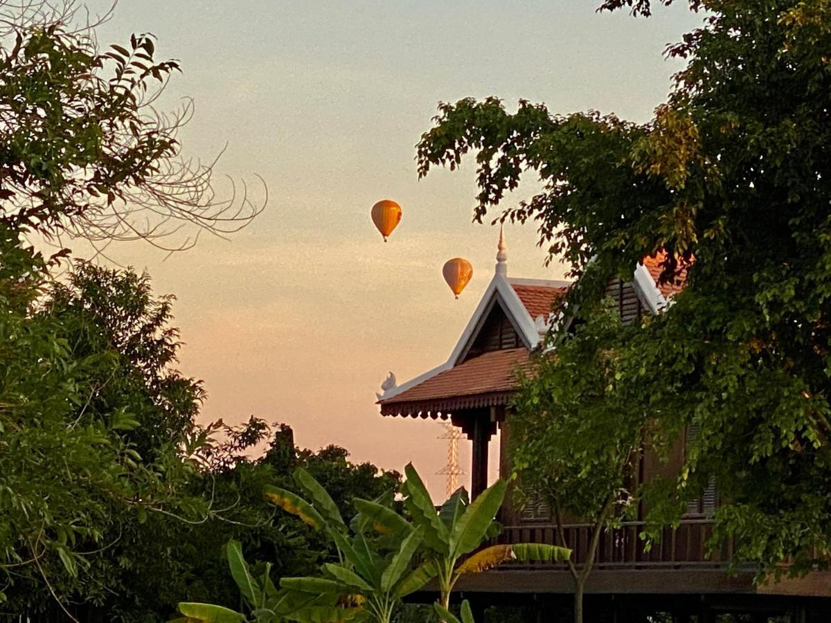 Mane Hariharalaya Siem Reap Exterior foto